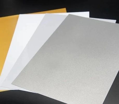 Couleur argentée/blanche épaisseur de 300 microns Feuille en PVC jet d'encre à séchage rapide pour cartes en plastique